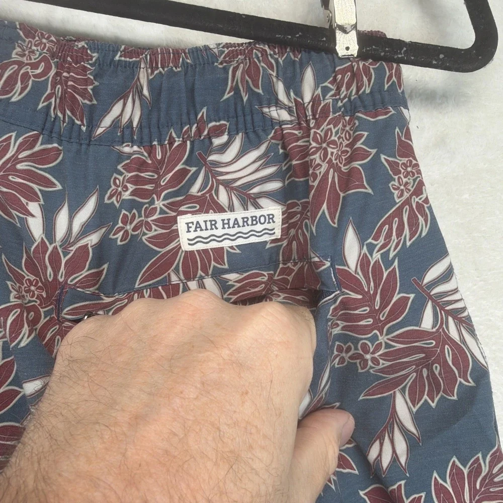 Fair Harbor Mens Swim Trunks M Blue Burgundy Floral Lined Board Shorts